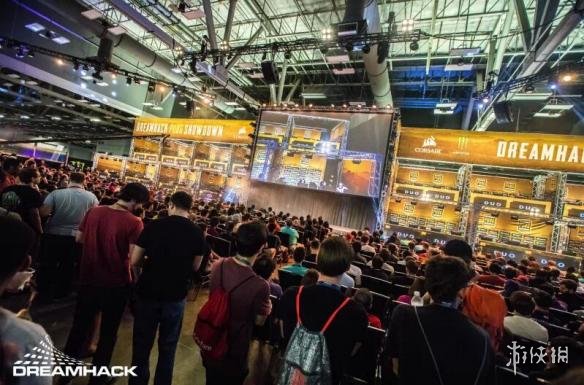 瓦斯坚信 瓦斯坚信