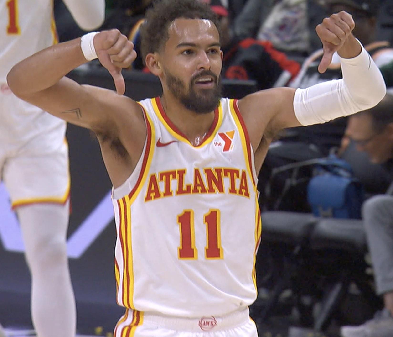 郭泓志在 2010 年创造了连续解决 36 名左打者的纪录，获封“左打者噩梦”