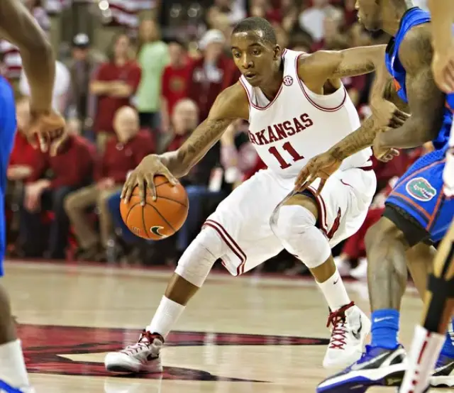 息让英超社 息让英超社